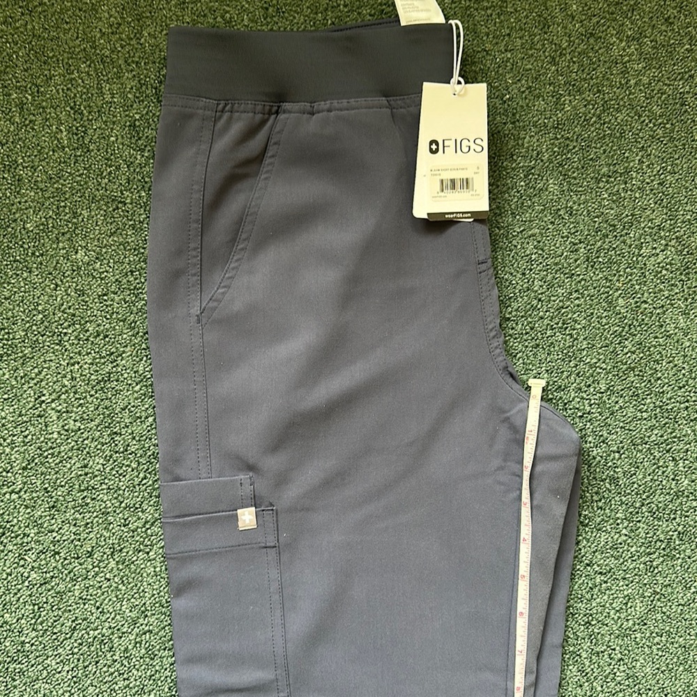 Figs Axim 2.0 cargo pant, space navy, small, short length, seven pocket, unworn